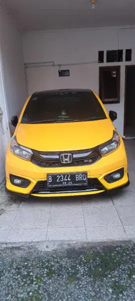 Dijual honda Honda Brio Rs Urbanite metic kond baik skli