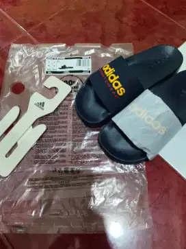 Sandal Pria Adidas Adilette Shower Size 42 Kondisi Baru Original
