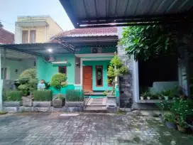 Rumah 2 lantai dalam perum barat Bugisan 5 km ke Malioboro