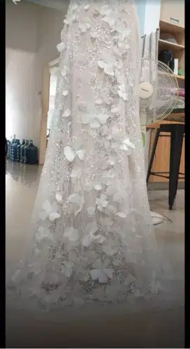 Menyediakan jasa jahit payet / beading