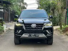 Toyota Fortuner VRZ 2.4 Facelift 2022 DP 25JT!!