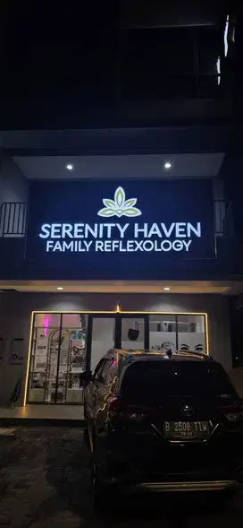 Kita butuh terapis cewek untuk family reflexology dan massage