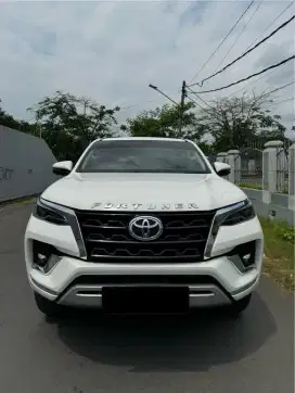 Fortuner 2.4 VRZ 4X2