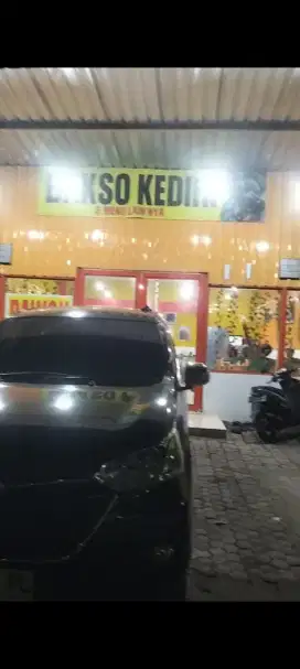 Serabutan di Warung makan