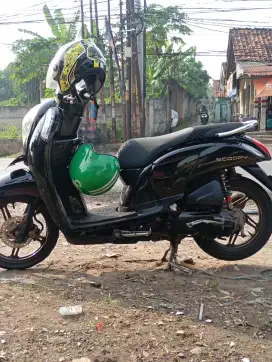 Jual motor Honda Scoopy fi