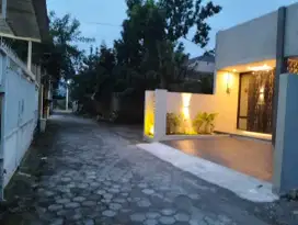 Rumah di Maguwoharjo murah turun harga