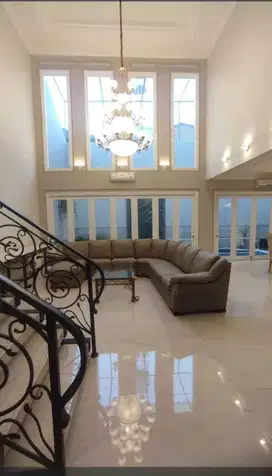 Rumah Pondok Indah. LT.293/LB.450. 4BR. SHM. Harga 18M