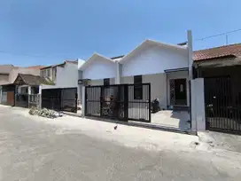 Rumah Baru Siap Huni Tersedia 2 Unit di Taman Kopo Indah 2
