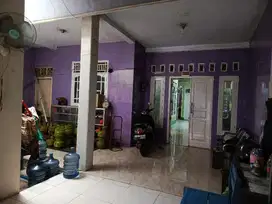 Dijual Rumah Kampung dan kios di Pondok Pucung kota Tangerang.