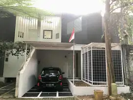 Rumah Sewa Bintaro 2 Lantai Minimalis Dalam Cluster Dekat Toll