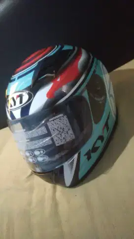 Helm KYT R10 Full face