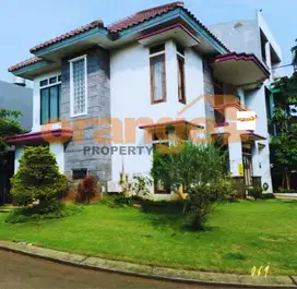 RUMAH HOOK 2 LANTAI RAPI DAN TERAWAT DI LEGENDA WISATA
