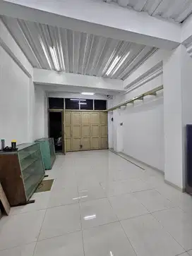 Pagarsih Dijual Ruko 4 lantai Terawat Bagus Siap Huni Ada Lift