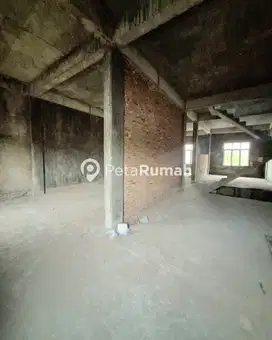 Dijual Townhouse Gandeng Komp Bilal Royal Suite Daerah Krakatau(Welly)