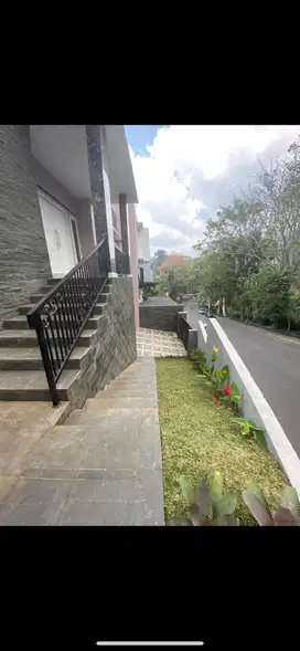 Dijual Rumah di Dago Pandawa Bandung, Luas Mewah 2 Lantai