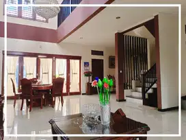 Rumah Kemang Pratama 2 Lnti LB 380 m2 (5KT) Bekasi