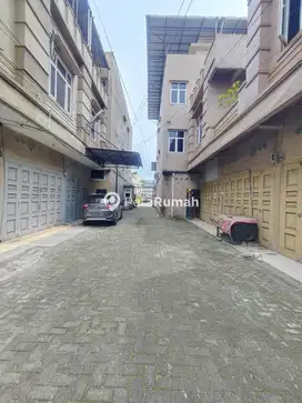 RUMAH JALAN SUNGGAL KOMPLEK SUNGGAL CENTER | DEKAT RINGROAD CITY WALKS