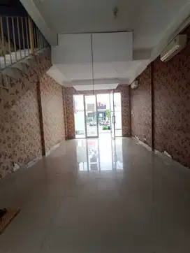 Ruko 2 Lantai Strategis San Antonio Pakuwon City