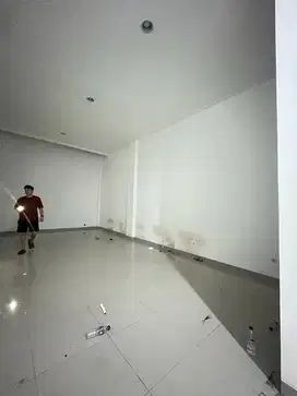 Disewakan Murah Ruko Shibuya Pik 2 Mix Use 3 Lantai Siap Buka Usaha