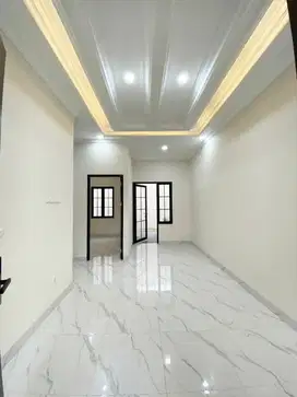 Dijual Rumah Mewah 2 Lantai Dekat Tol Margonda 2