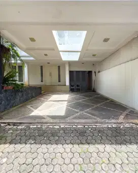 DIJUAL RUMAH MURAH di PONDOK INDAH - JAKARTA SELATAN