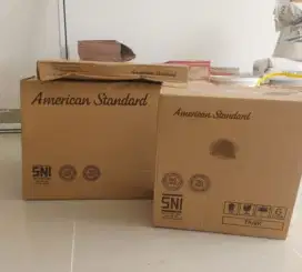 Closet duduk Amerika standar
