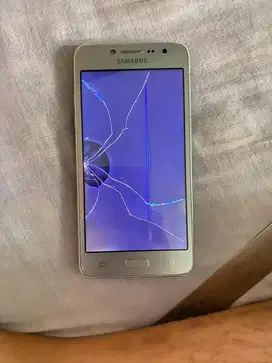 Jual Samsung J2 Prime  LCD Pecah, Mesin Nyala  Rp200rb Nego