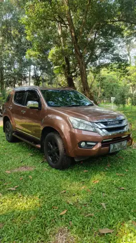 Isuzu mu-x matic diesel 2015