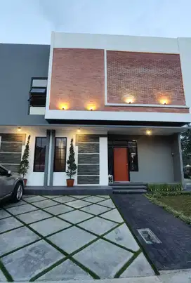 dijual rumah strategis beserta perabotannya de botanica bogor