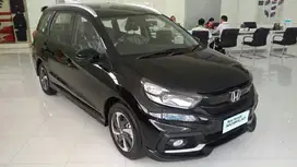 MOBIL BEKAS PEMAKAIAN PRIBADI