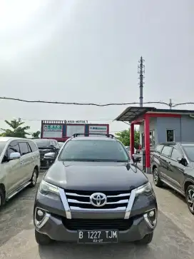 VRZ 2017 diesel matic. Km 89rb antik