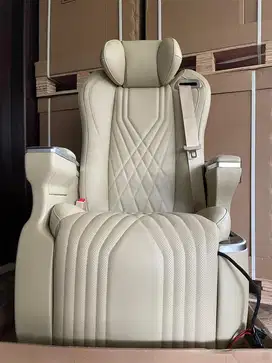 JOK PILOT SEAT IMPORT TERMURAH HIACE COMMUTER/PREMIO, DLL