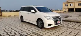 Nissan Elgrand 2.5 HWS Facelift 2014 Putih