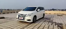 Nissan Elgrand 2.5 HWS Facelift 2014 Putih