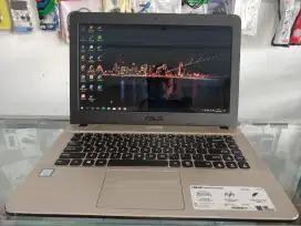 Asus Core i3gen6 Ram 4GB ssd 128gb HDD500GB