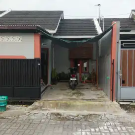 Rumah di Perumahan Griya Bhina Karya 3A