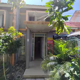 Dijual rumah di komplek citra grha cluster flamboyan