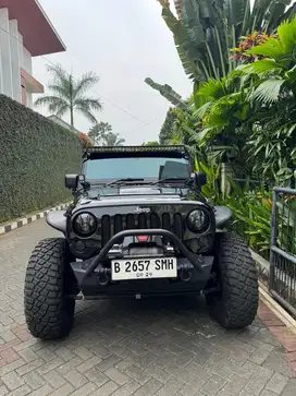 Jeep Wrangler Rubicon MW3 Call Off Duty special Edition 2012