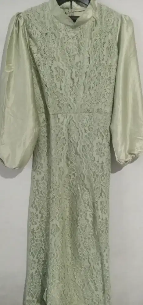 Dres Kebaya Brukat muat smpi ukuran L.