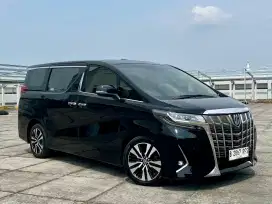 Toyota Alphard G 2.5 AT. Tahun 2020. Hitam. Low km. Perfect cond