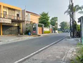 Tanah di Utara lotte mart Maguwoharjo disewakan