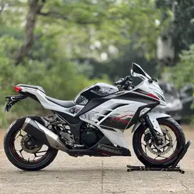 KAWASAKI NINJA 250 FI ABS PUTIH 2014 KM 6K PAJAK PANJANG SANGAT MULUS