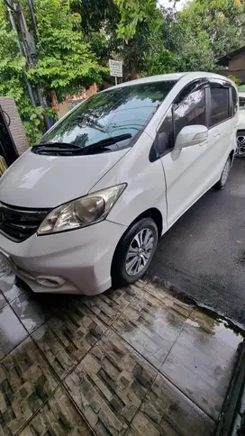 Honda Freed PSD th 2013 Ac double uda digital STNK hidup nama pribadi