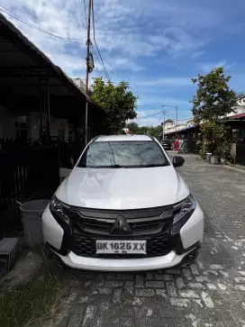 Jual cepat pajero sport 2.5 exceed 4x2 solar