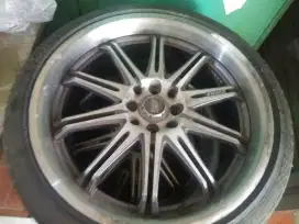 Velg Dan ban UK u r an 18 1 set / 4 biji kondisi ban 80 persen