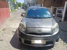Nissan March 2012 Bensin