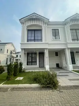 Dijual Rumah Over kredit sisa 5tahun Lavon swan city