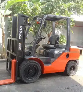Forklift Toyota 3 Ton,Manual,3 Meter,Manual,1DZ-II,8FD30,Tahun 2018