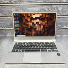 Samsung 900x3k Core i7-5500U Ram 8gb SSD 256gb