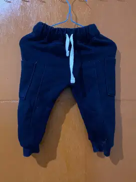 Celana joger hitam/navy (preloved)